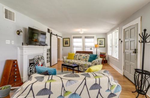 Mid City South House | 2 Mi to LSU: Mid City Home w/Yard & Patio!