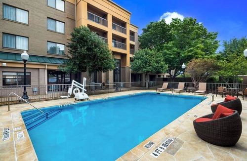 Richardson Hotel | 2 Units w/Free Parking, Swimming Pool, Pet-friendly, Close to Cottonwood Park!