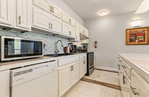 Faubourg Lafayette Condo | 20% OFF Monthly | 10% OFF Weekly-Breathtaking Condo with Excellent Amenities