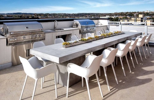 West End Condo | 2BD/Austin - Full Kitchen, W/D, Balcony, Fire Pit!