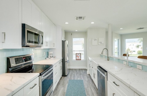 Indian Beach House | 2nd row Gulf Views w/Large Deck, Open Living, Private Bedrooms - Cool & Coastal