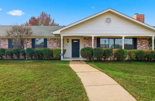 Frisco House | 3-bd Frisco Home: Minutes to The Star, Stonebriar, PGA & Toyota Stadium