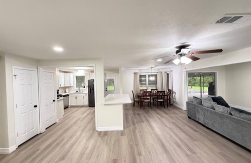 Voth House | 3-bedroom 2-bath home in Beaumont