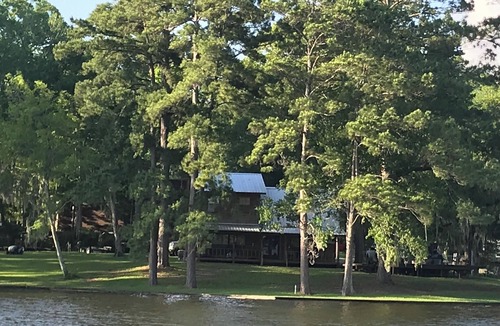 South Toledo Bend Cabin | 3-bedroom cabin South Toledo Bend with private boat ramp