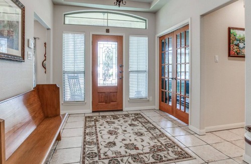 Far North Central House | 3 bedroom family home on 1/2 acre in the hill country