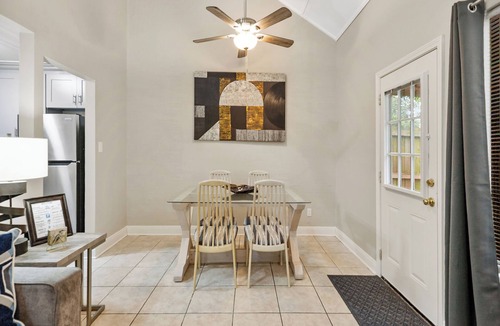 Lafayette House | 3 bedroom Family/Pet friendly Townhome