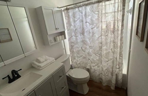 Marrero House | 3-bedroom house in beautiful Marrero with WiFi, AC. Start your getaway now