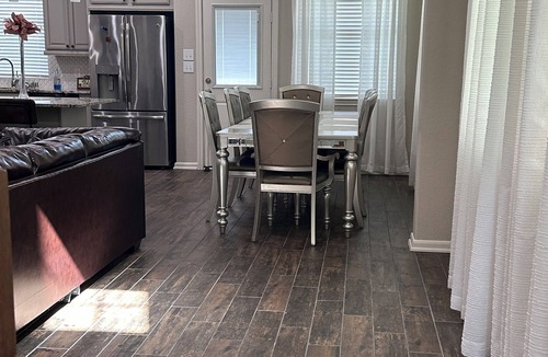 Atascocita House | 3-bedroom house in Humble with AC, WiFi. BREAKFAST IS PROVIDED WITH YOUR STAY!