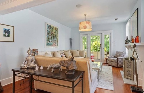 Audubon Apartment | 3 Bedroom Single family 318103 by Houzlet