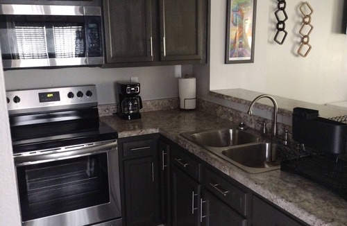 Gretna House | 3-bedroom townhome beauty!