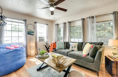 Bacliff Apartment | 3 Mi to Boardwalk: Bacliff Apartment w/Hot Tub