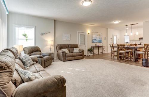 Isabella House | 3 Mi to Bull Shoals Lake: Peaceful Escape w/Patio