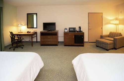 Covington Hotel | 3 Rooms Near Covington Attractions, Pet-Friendly, with Heated Swimming Pool