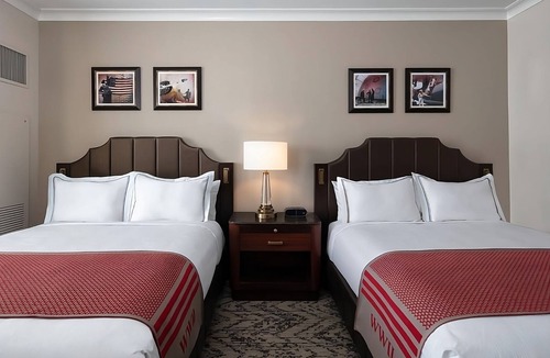 Arts/Warehouse District Hotel | 3 Stylish Units, Relax and Unwide, Near Lafayette Square!