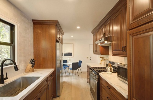 Northeast Carmel House | 3944 Seaside Bash - Central Carmel Location