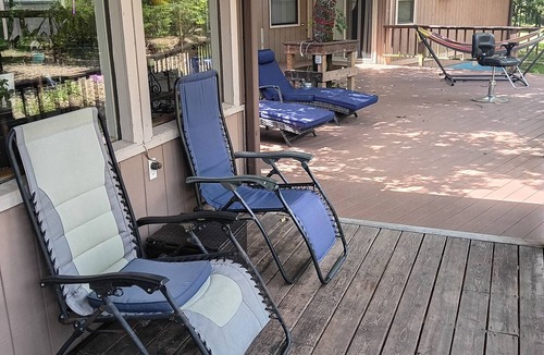 Hodgen House | 3bed 2bath,Ouachita forest, UTV/hiking trails, water sports, creeks,bears& calm.