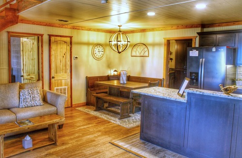 Lequire Cabin | 3BR Cabin, hot tub, mountain view, firepit, playset, pets OK, sleeps 8
