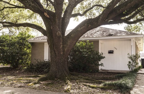 Shenandoah House | 4 Bedroom 2 Bathroom Comfortable Furnished Home 10960 E fuller Pl