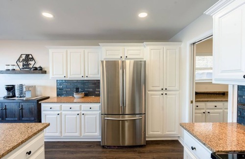 Quitman House | 4 Bedroom + 3 Bathroom Home with Incredible Shoreline!