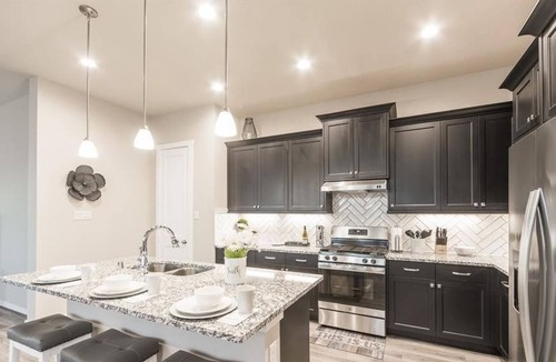 Sienna Plantation Apartment | 4 Bedroom Single family 92461 by Houzlet