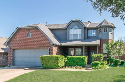 McKinney House | 4 Bedroom With Landscaped Private Pool & Outdoor Pool Table ~MONTHLY DISCOUNT~