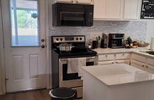 Euless House | 4 beds~3br-2.5 bath Worl Cup/12.7 Mike to AT&T stadium