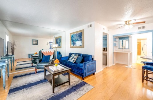 Knox - Henderson House | 4 Mi to Dtwn Dallas! Walkable Condo w/Pool Access