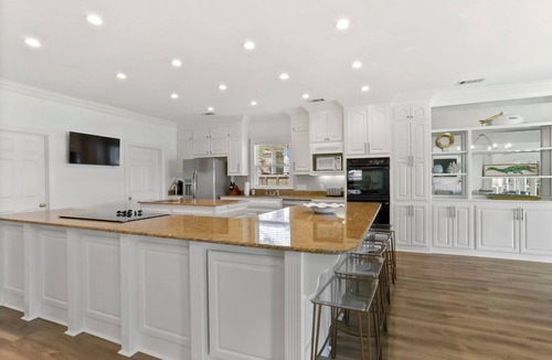 Oscar House | 4500 square feet of serenity on False River