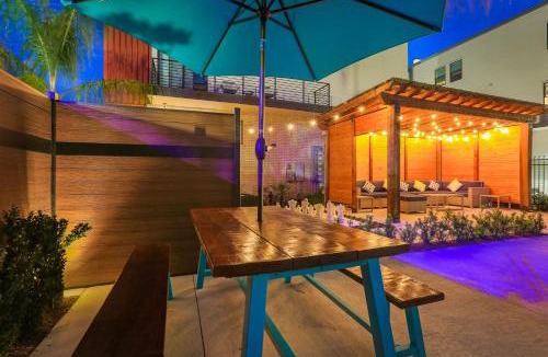 Mid-City House | 4BR Townhouse in Bienville Villas