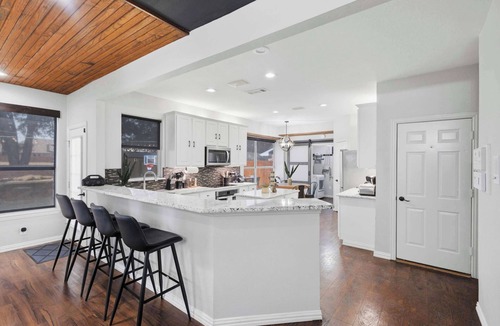 Fossil Creek House | 5-BD Vacation Retreat w Pool & Ping Pong!