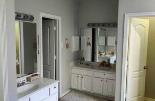Atascocita House | 5-bedroom/4 Bath house for Traveling Nurses, Students and Single Families