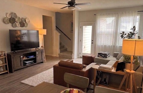 Round Rock House | 5-bedroom house in Round Rock with pool access, close to tech hub