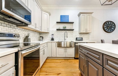 Faubourg Lafayette House | 5BR w Pool | Great for Families | Near Everything