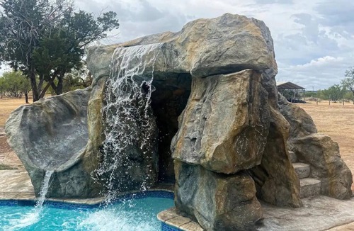 Palo Pinto County House | 6 Bed 5 Bath Retreat at Possum Kingdom Lake. Pool! Hot Tub!