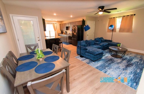Jacksonville House | 6BR Corporate Housing Near LRAFB — Crews, Military & Teams