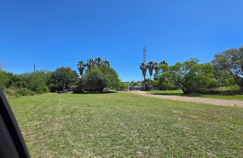 Northwest Corpus Christi House | 7-bedroom MANSION in 4.5 Acres Corpus Christi pool, Tennis court