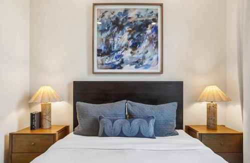 Faubourg Lafayette House | 7BR City Condo & Pool Access Near CBD