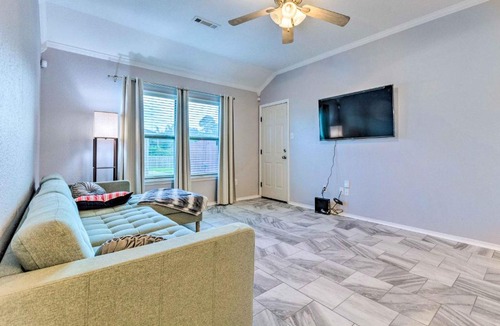 Little Rock House | 8 Mi to Downtown Little Rock: Home w/Fenced Yard