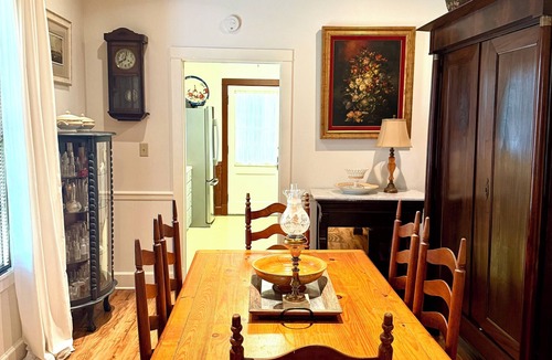 Natchez House | A 126 Year Old Luxury Cottage in Natchez. Free Breakfast Voucher!
