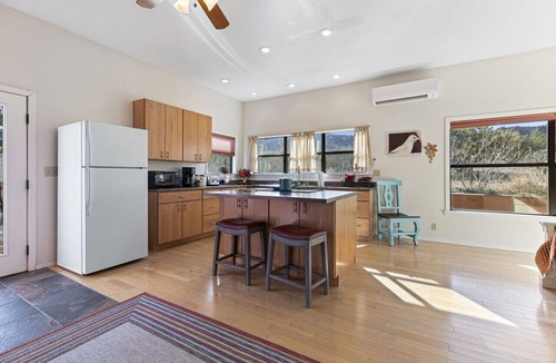 Marfa House | A Far West Nest - Perfect for Birders!