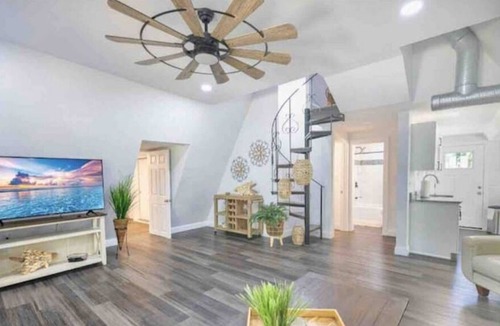 Weeki Wachee Gardens Cabin | A-Frame Stream Dream