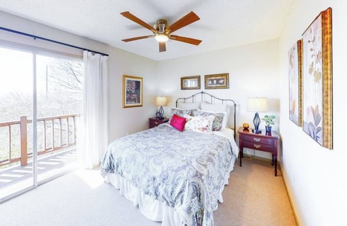 Sky Forest House | A King's View of Hill Country: Scenic Home w/End-to-End Deck