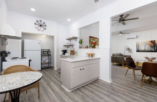 Midtown Cottage | A Little Cottage in Monte Vista