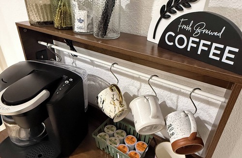 Sayles Blvd. Area House | A Little Retro, A Lot Cozy—Your Abilene Retreat.