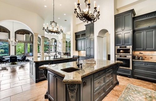 Lower Basin Lake Travis House | Above Autograph I New Remodel | Lakefront Lake Austin | Pool&Spa | Theater