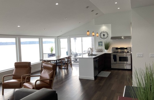 Olympia House | Absolute Beachfront, NEW and IMPROVED.
