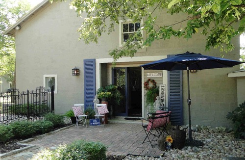 Kerrville House | Absolute CHARM-Spacious Remodeled Barn~Garden with Guadalupe River View + Access