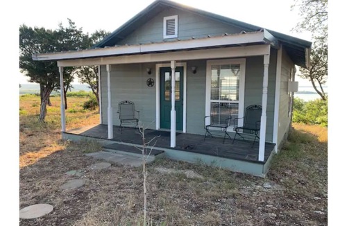 Nemo Cabin | Adorable 1 Bedroom Mesa Top Cabin (North Cabin)