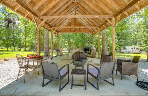 Newnata Apartment | Adventure Awaits! Fifty-Six Cabin Near Caverns