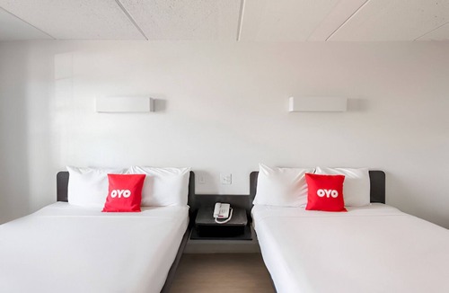 Memorial Hotel | Affordable Room Near The Galleria for Budget Stays in Houston Energy Area